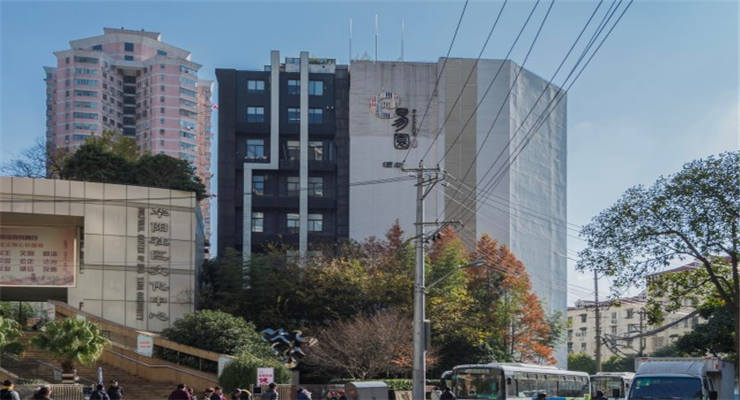 上海長寧德必易園招商特惠，出租招租電話直連夢想辦公地！