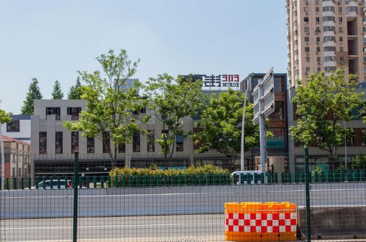上海萬街303：高性價比辦公空間，租金親民