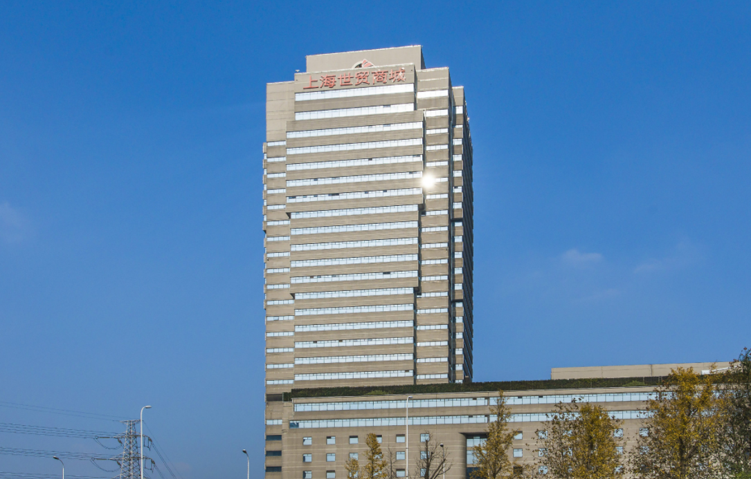 上海世貿商城：高效電梯配置，提升辦公效率與舒適度