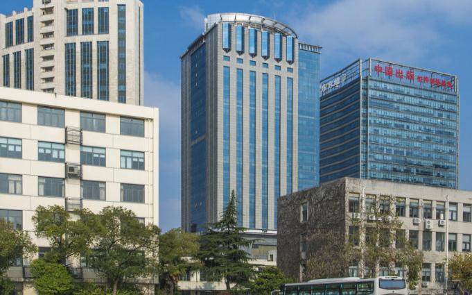 上海東方世紀(jì)大廈：性價比之選，企業(yè)辦公新家園
